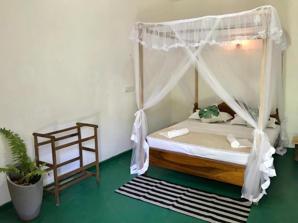 Hotel Bananas Mirissa Zewnętrze zdjęcie