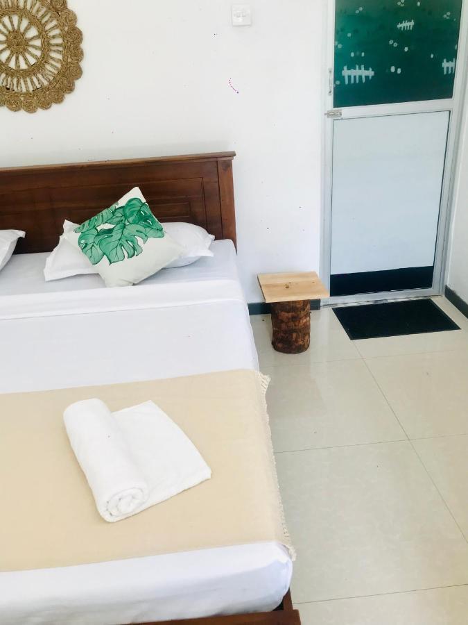 Hotel Bananas Mirissa Zewnętrze zdjęcie