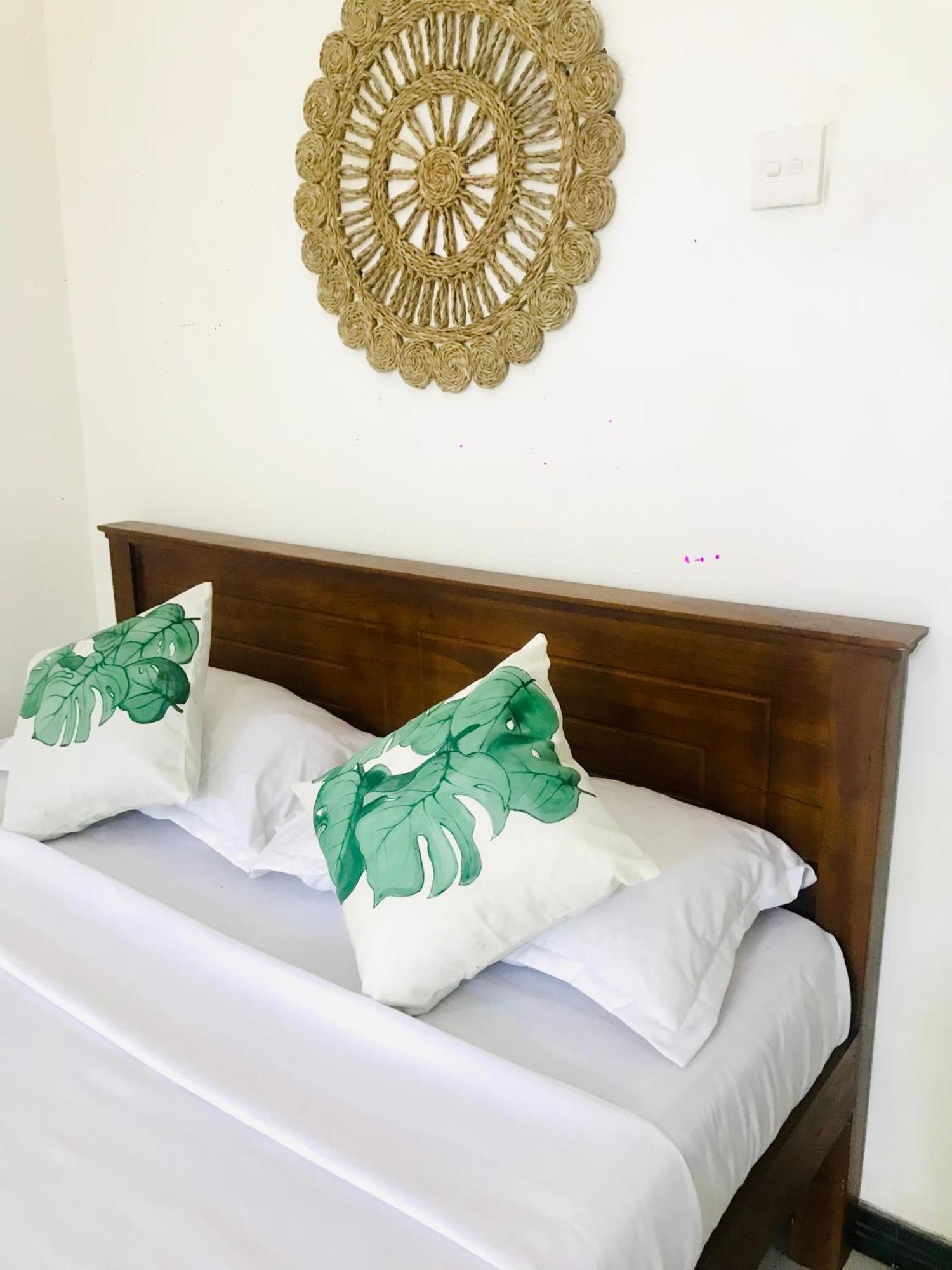 Hotel Bananas Mirissa Zewnętrze zdjęcie